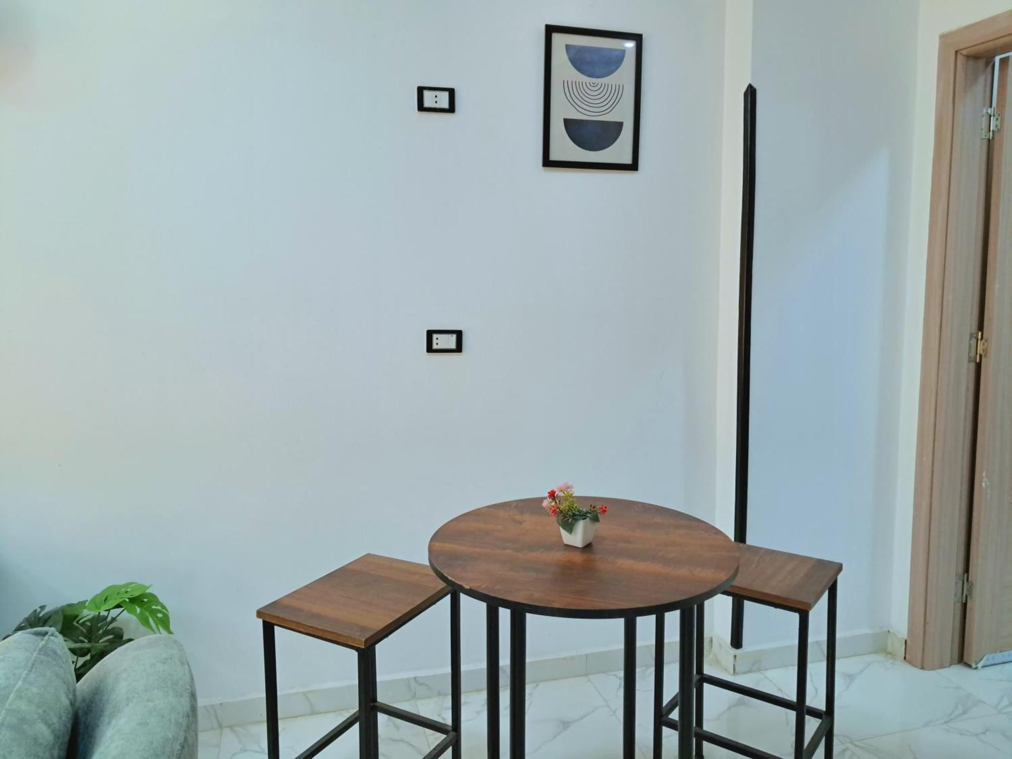 Apartment Jurf El Nil *